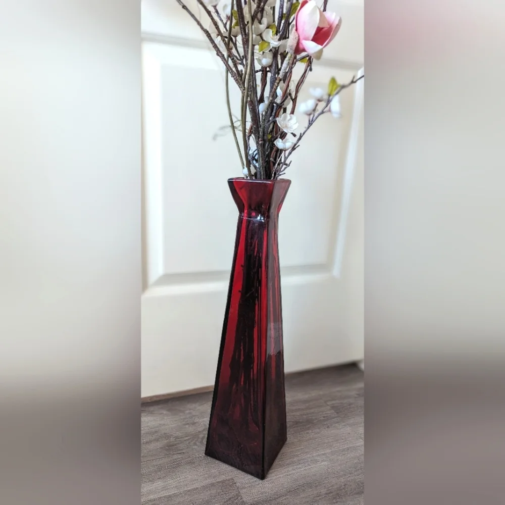 Tall Red Glass Vase - Picture 3 of 5